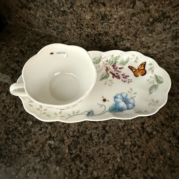 Lenox Butterfly Meadow Soup & Sandwich Tray - Picture 3 of 3